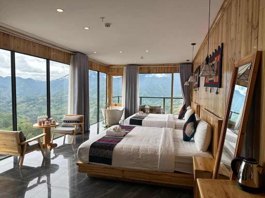 Phòng có bồn tắm Lá Đỏ 2 Homestay & Coffee Sapa