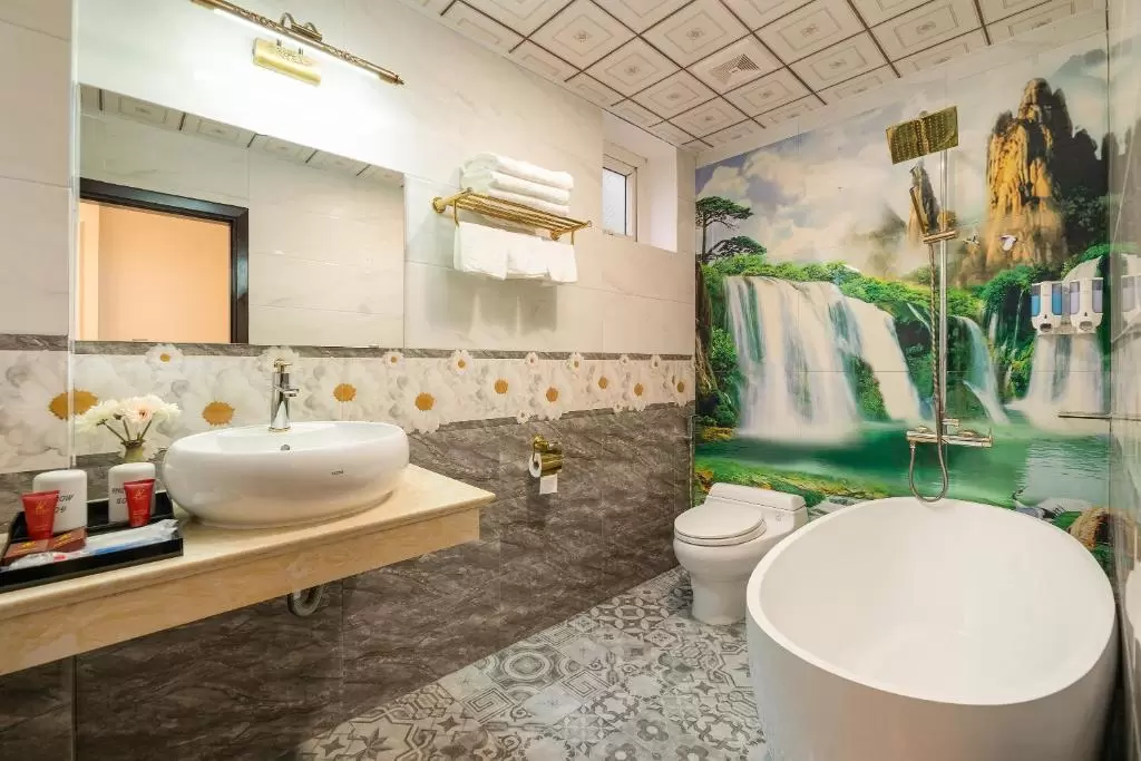 Sapa Praha Hotel có bồn tắm trong phòng